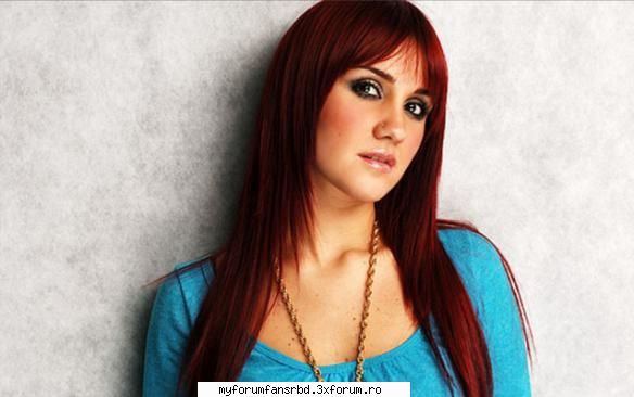 :finger: dulce maria